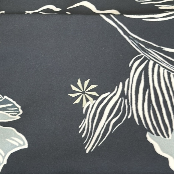 Athleta Navy Blue Floral Sonic Tennis Skort, S - Picture 13 of 14